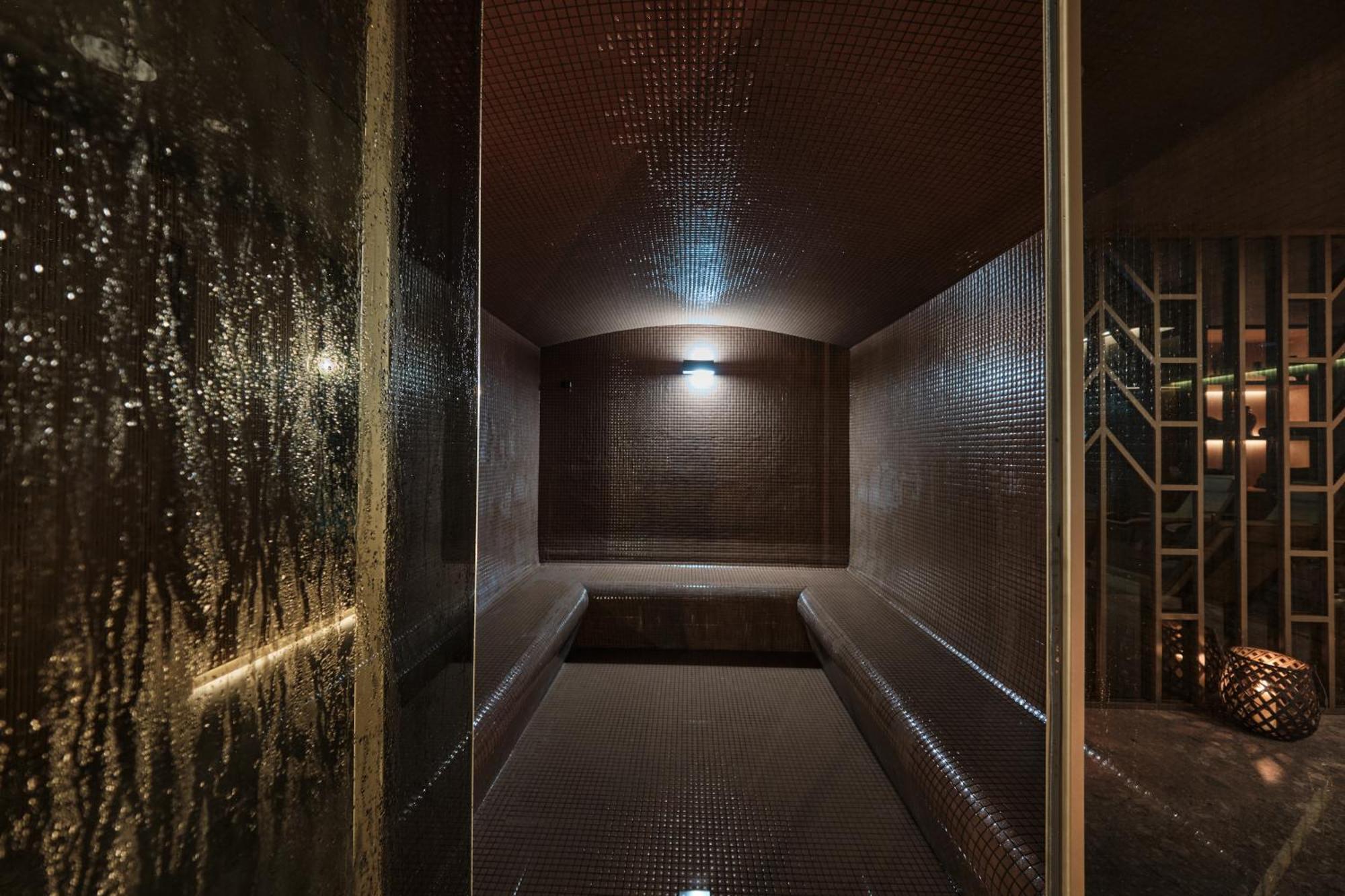 Ga Palace Hotel & Spa, A Xixth-Century Villa ポルト エクステリア 写真 The spa at The Ivy Spa
