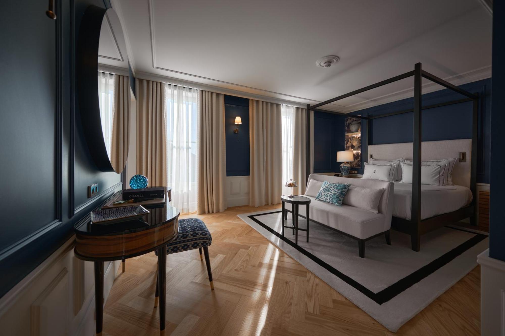 Ga Palace Hotel & Spa, A Xixth-Century Villa ポルト エクステリア 写真 A bedroom at the hotel