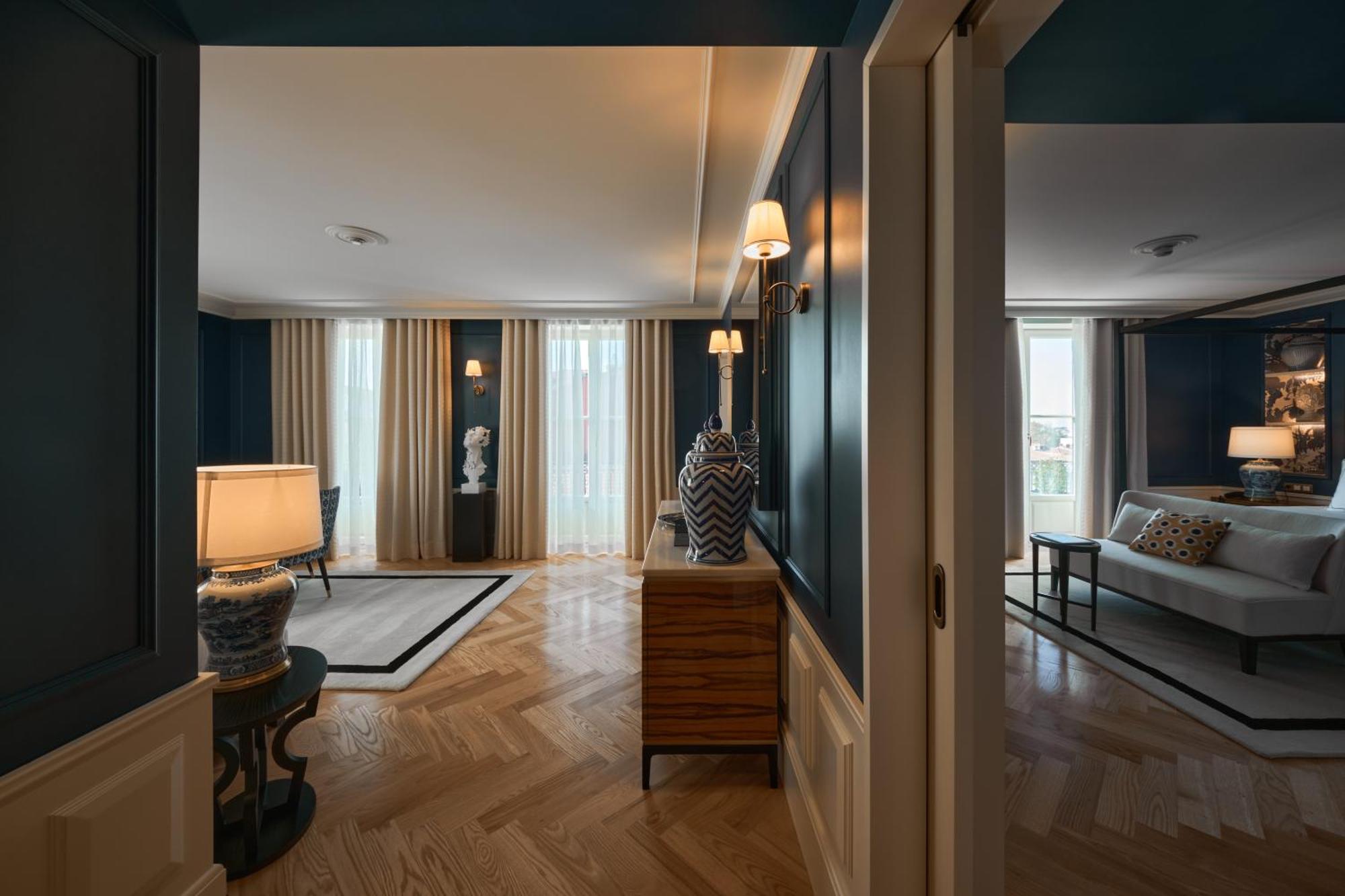 Ga Palace Hotel & Spa, A Xixth-Century Villa ポルト エクステリア 写真 A suite at the hotel
