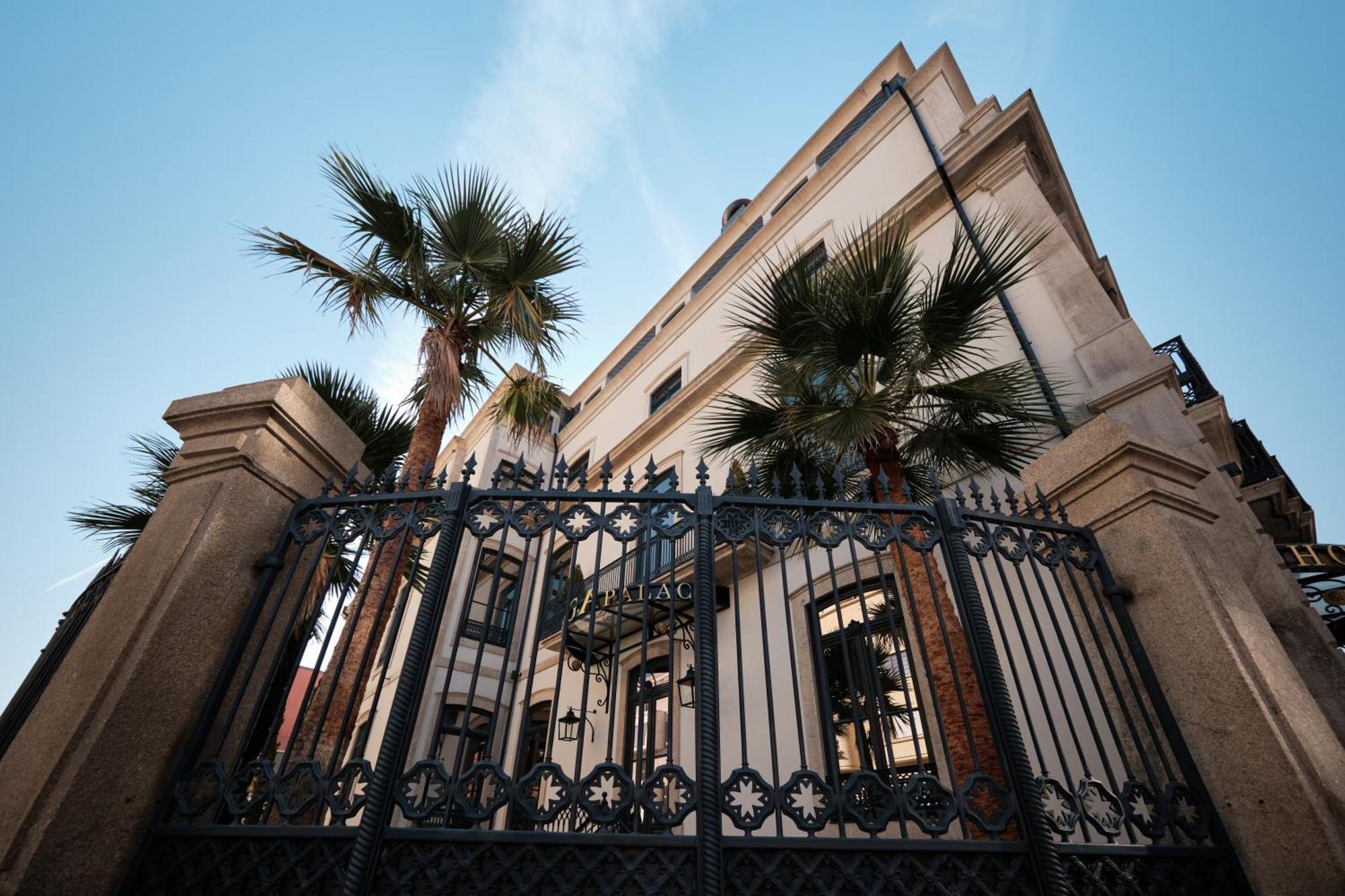 Ga Palace Hotel & Spa, A Xixth-Century Villa ポルト エクステリア 写真 The main entrance of the museum